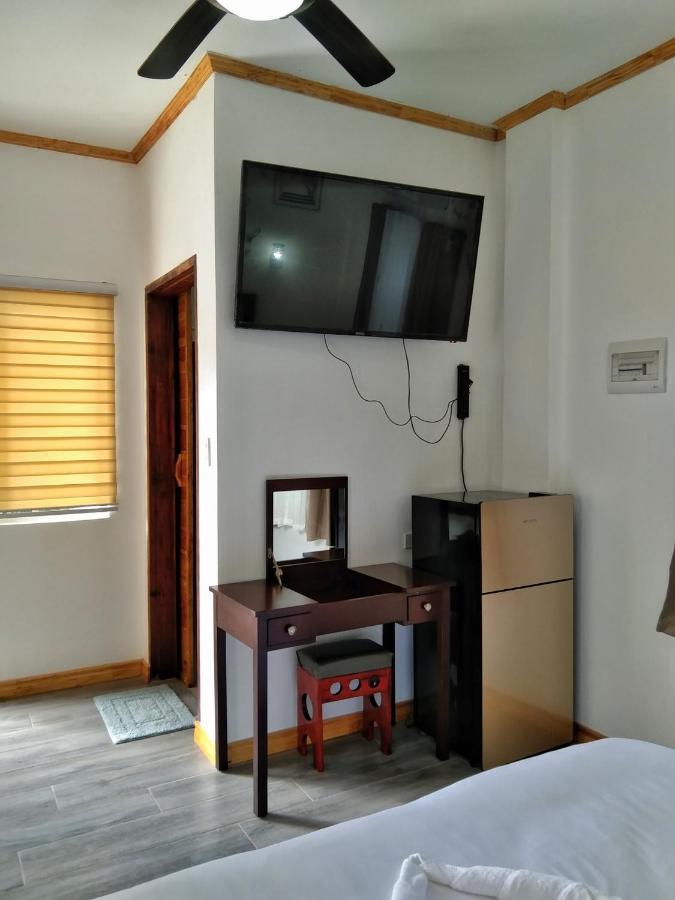 Tequila Cove Bed & Breakfast Panglao Exterior photo